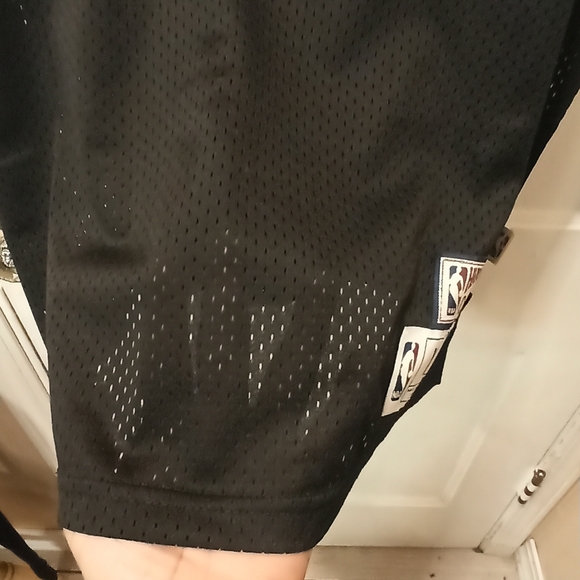 NWT Adidas Dennis Rodman Chicago Bulls  Hardwood Classics Swingma XL - Picture 8 of 15